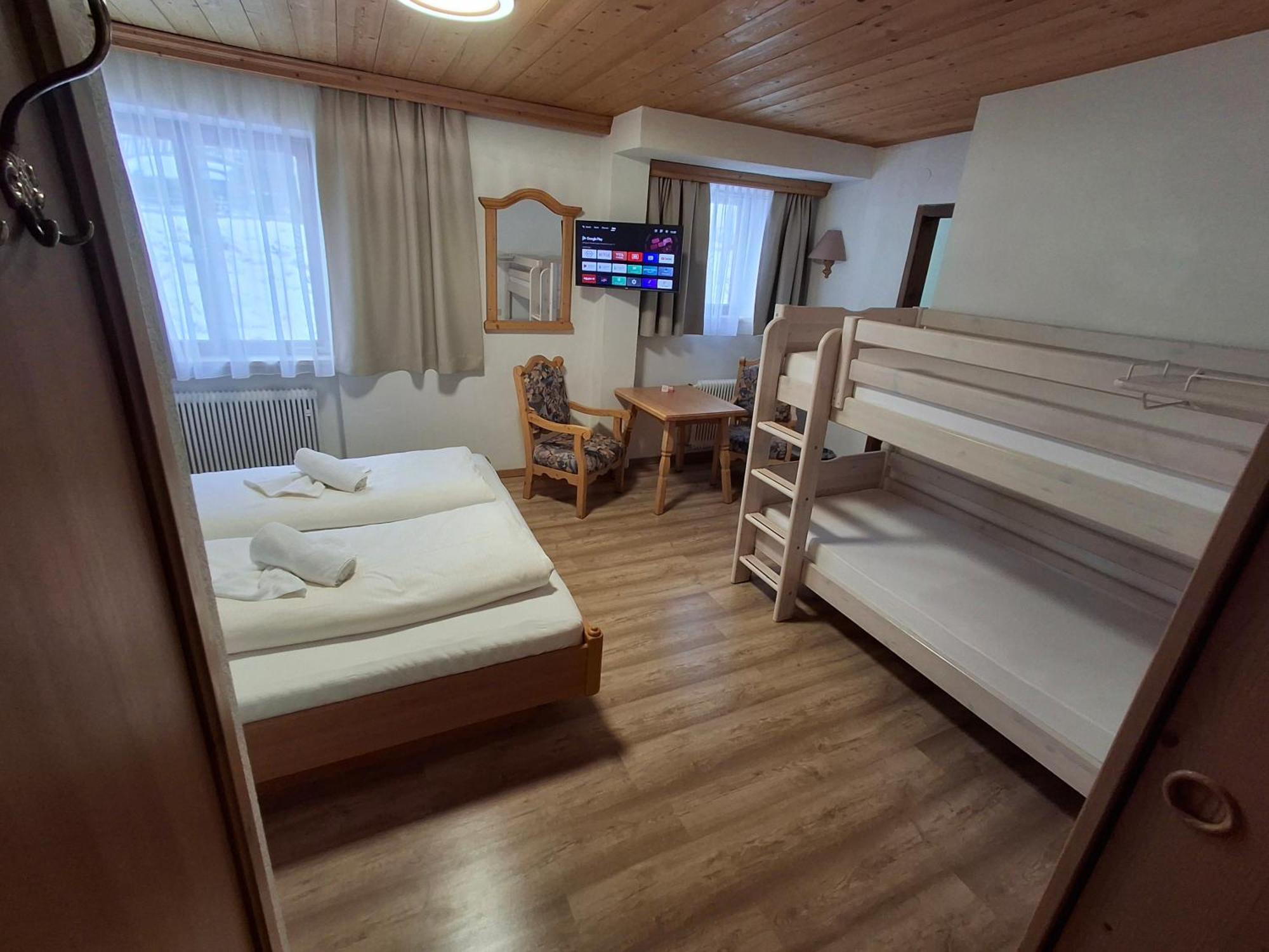 Pension Razil Ladis Esterno foto